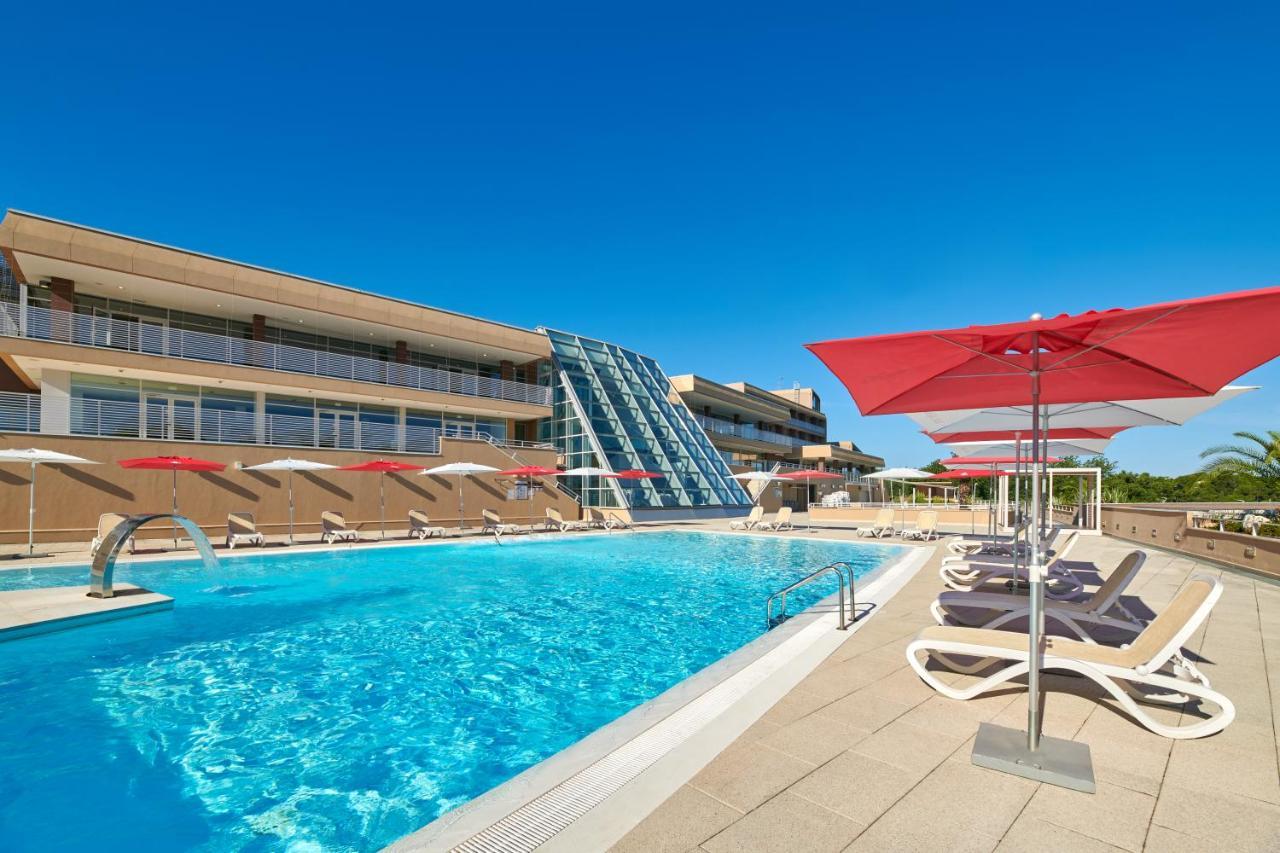 Hotel Molindrio Plava Laguna Porec Esterno foto