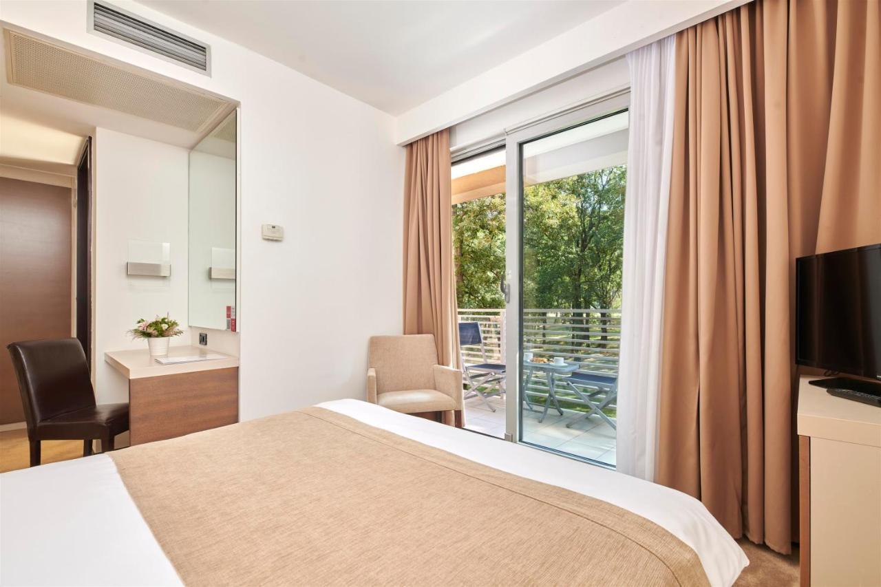 Hotel Molindrio Plava Laguna Porec Esterno foto